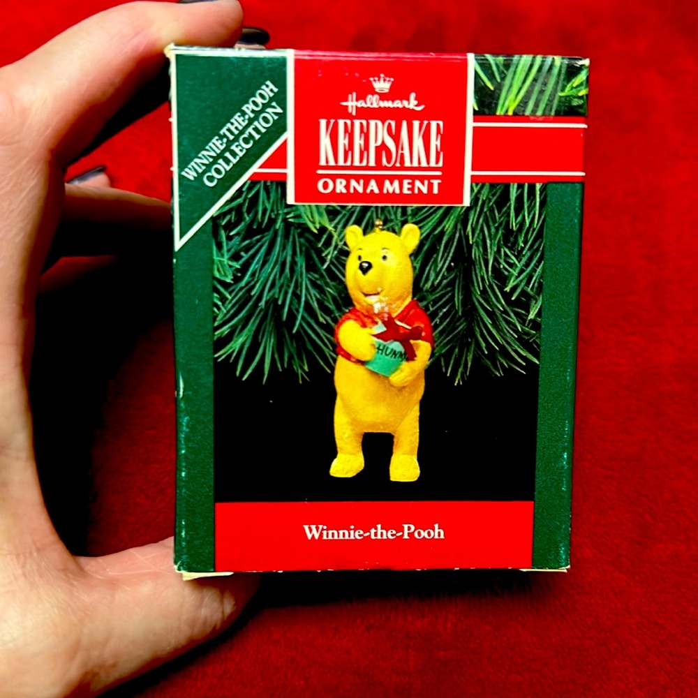 Hallmark Keepsake Winnie the Pooh ornament